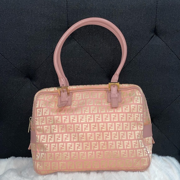 Fendi Handbags - 💖FENDI ZUCCHINO ZUCCA BAG💖